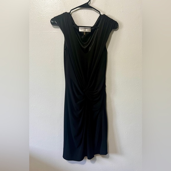 Trina Turk Fitted Sleeveless Black Cocktail Dress - Size 4 - Picture 5 of 11
